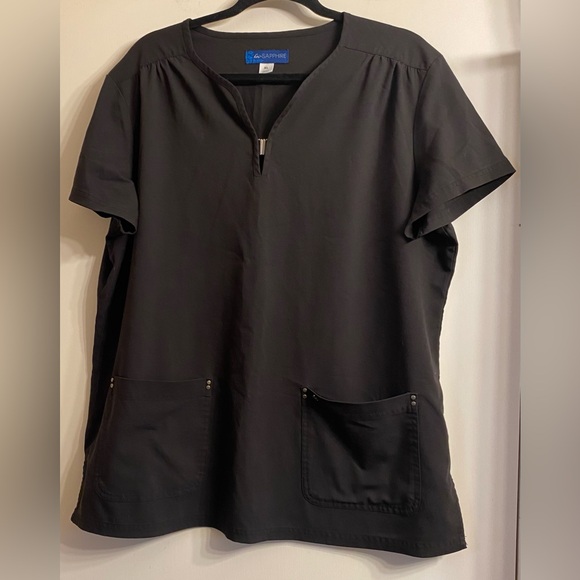 Koi Sapphire 2 piece scrub set black top is XL, pants are L. - Picture 2 of 16